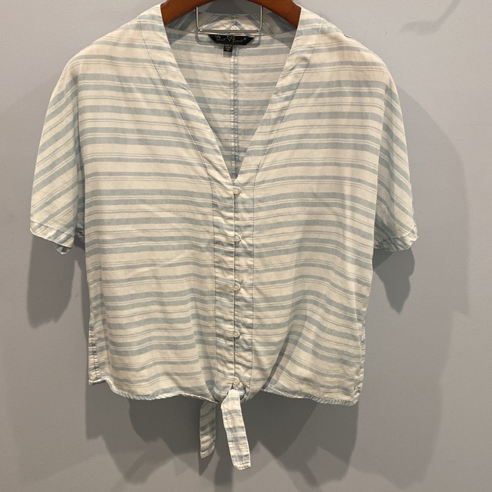 Velvet Heart top with button front and v neck